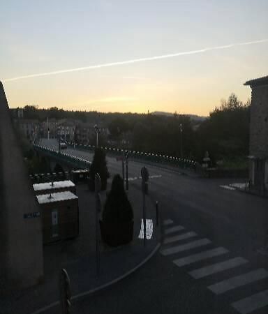 F1 1Er Etage 3 Personnes Apartment Aubenas Exterior photo
